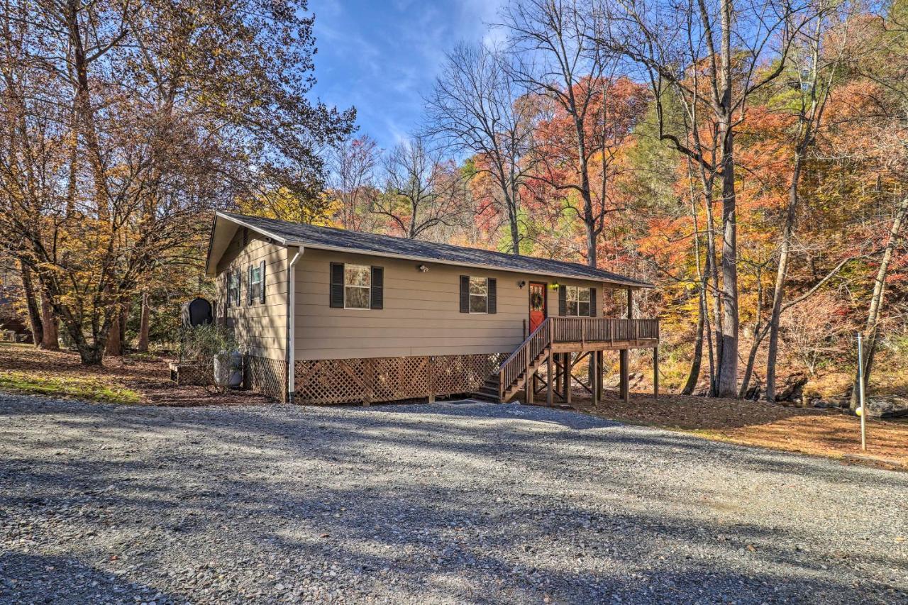 Creekside Retreat With Deck, 18 Miles To Wolf Ridge Villa Weaverville Exteriör bild